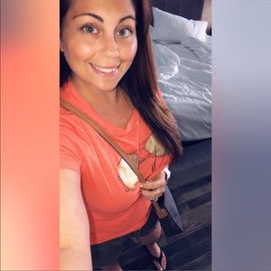 Meet your Posher, Toni